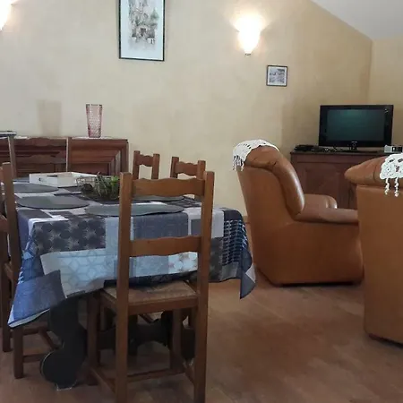 Ferienhaus Domaine De Foncène